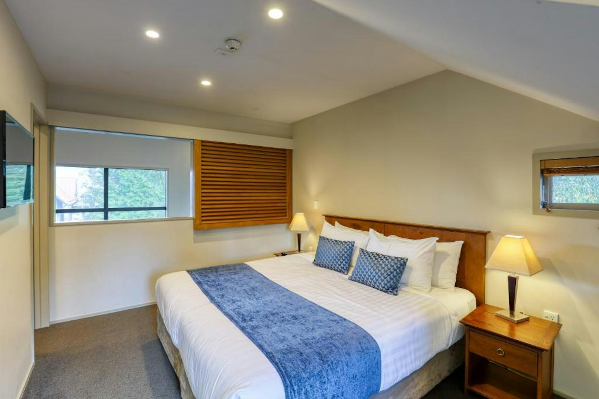 Garden Court Suites And Apartments 10/75