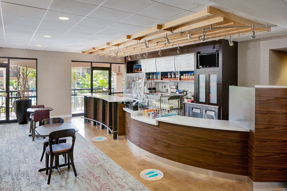 Courtyard By Marriott Key West Waterfront 25/35