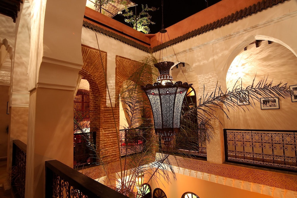 Riad Jona 40/74