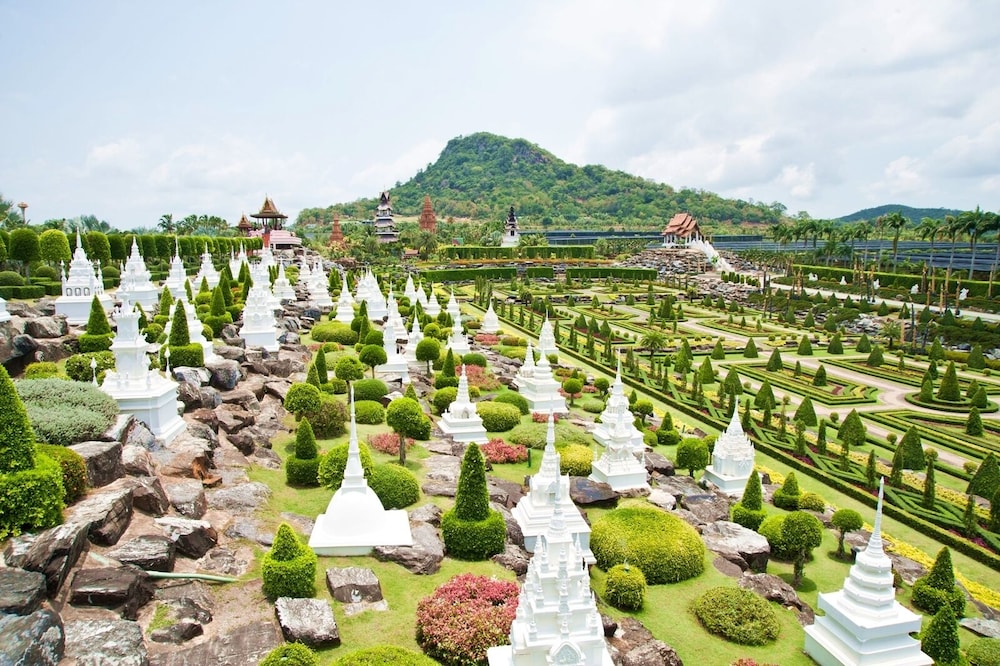Baan Bangsare Resotel Chonburi 52/56