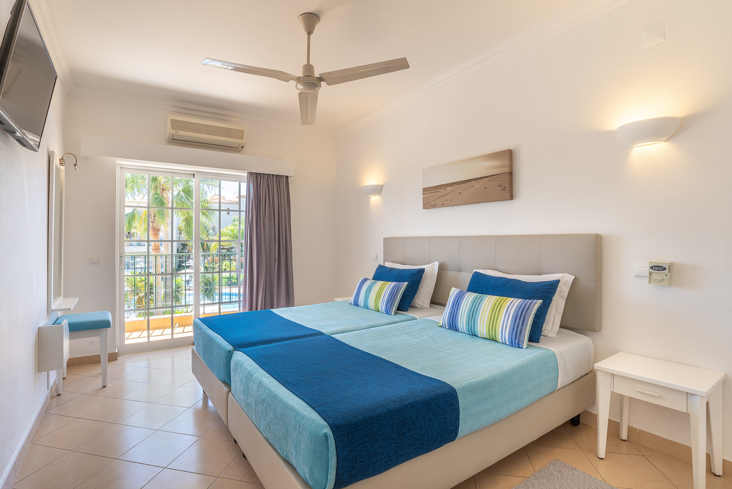 1 BEDROOM, APARTMENT, POOL VIEW