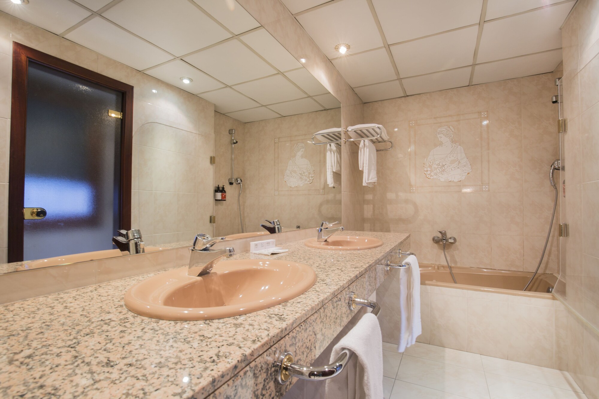غرفة ثلاثية بثلاثة أسرّة، HOTEL IMPERIAL(ex. HUSA IMPERIAL) 6/6