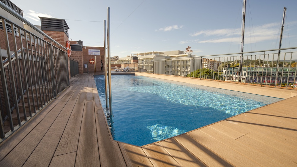 Apartaments Ponent 33/38