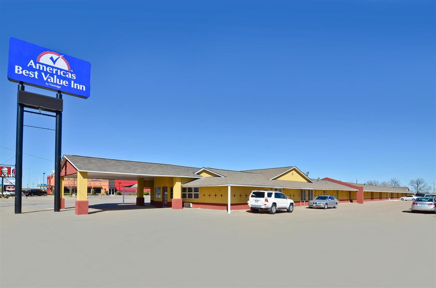 Americas Best Value Inn Pauls Valley 3/10