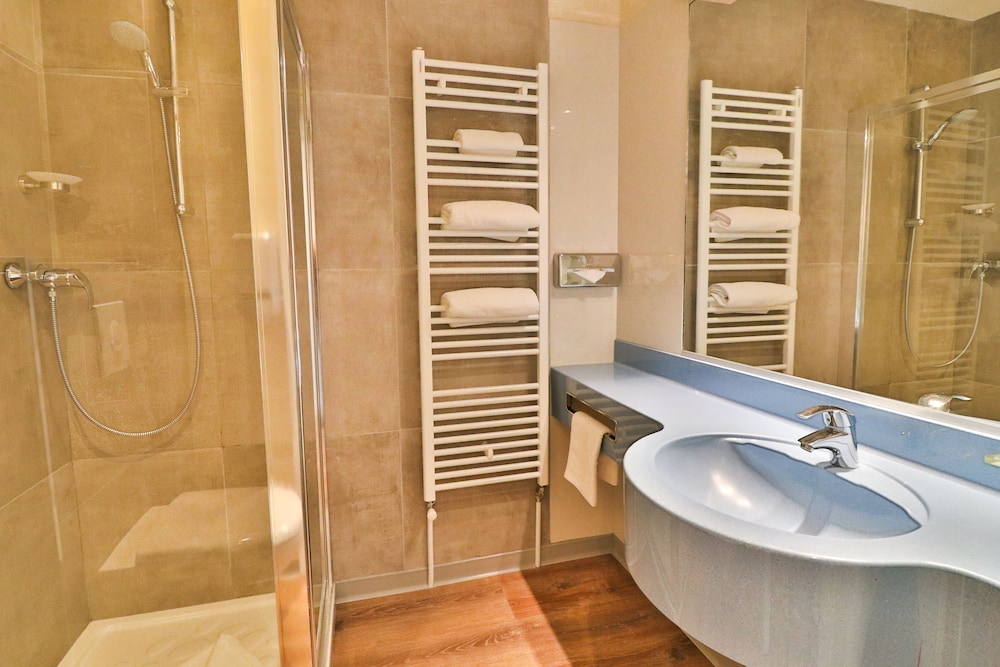 Hotel Provencal 46/50
