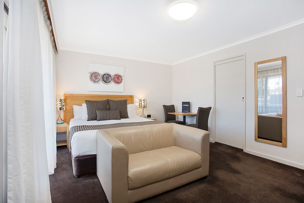 Country Comfort Warrnambool 27/34