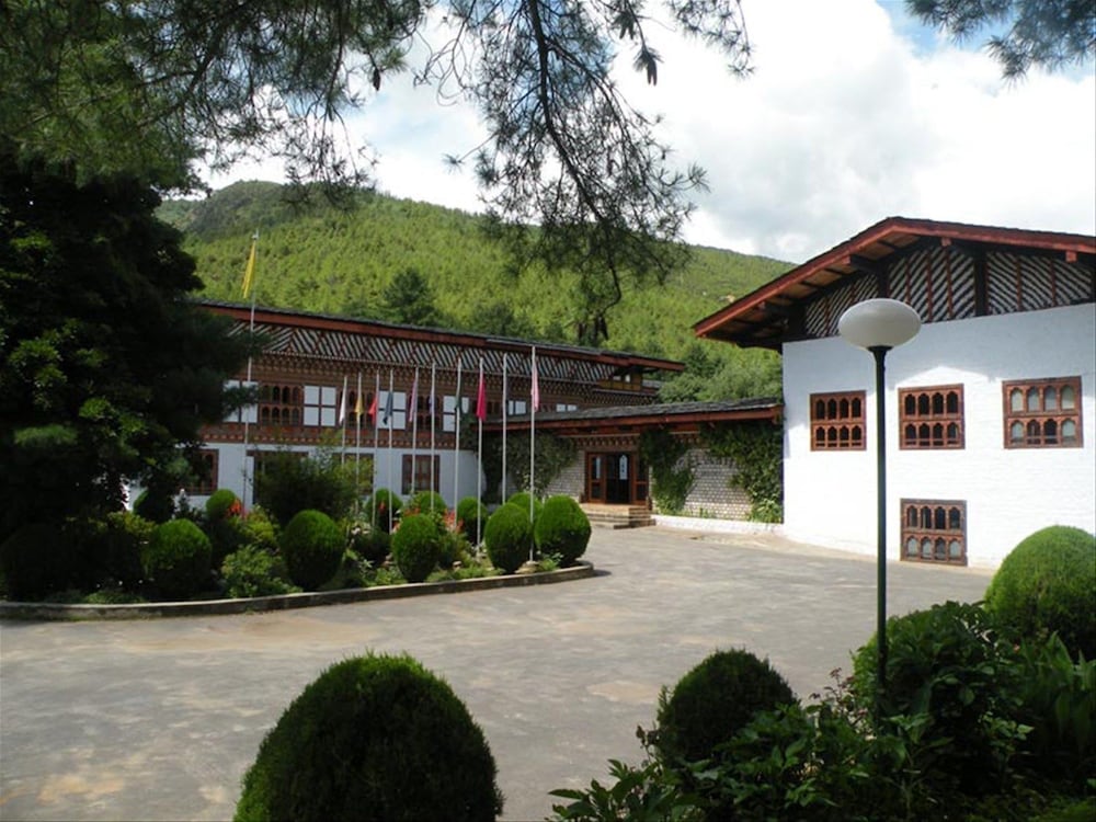 HOTEL OLATHANG 41/43