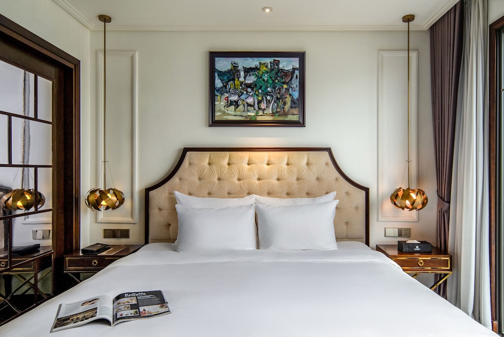 Anatole Hotel Hanoi 12/50