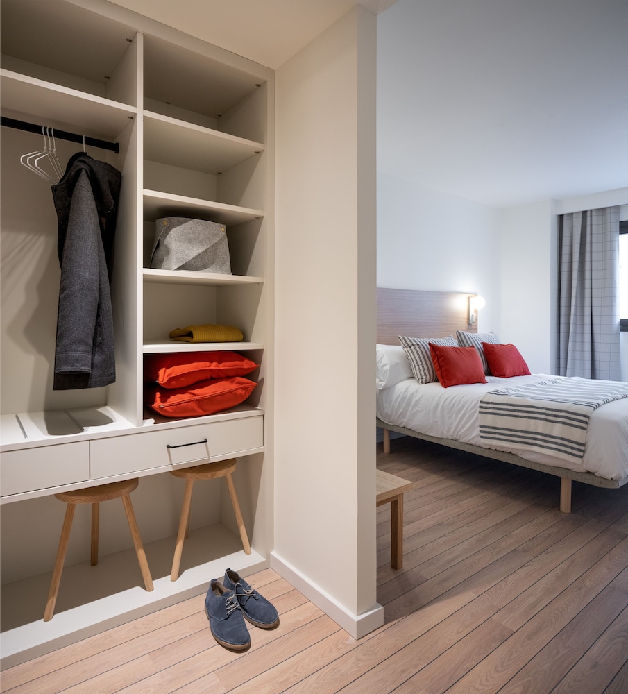 Aparthotel Libere Vitoria 20/65