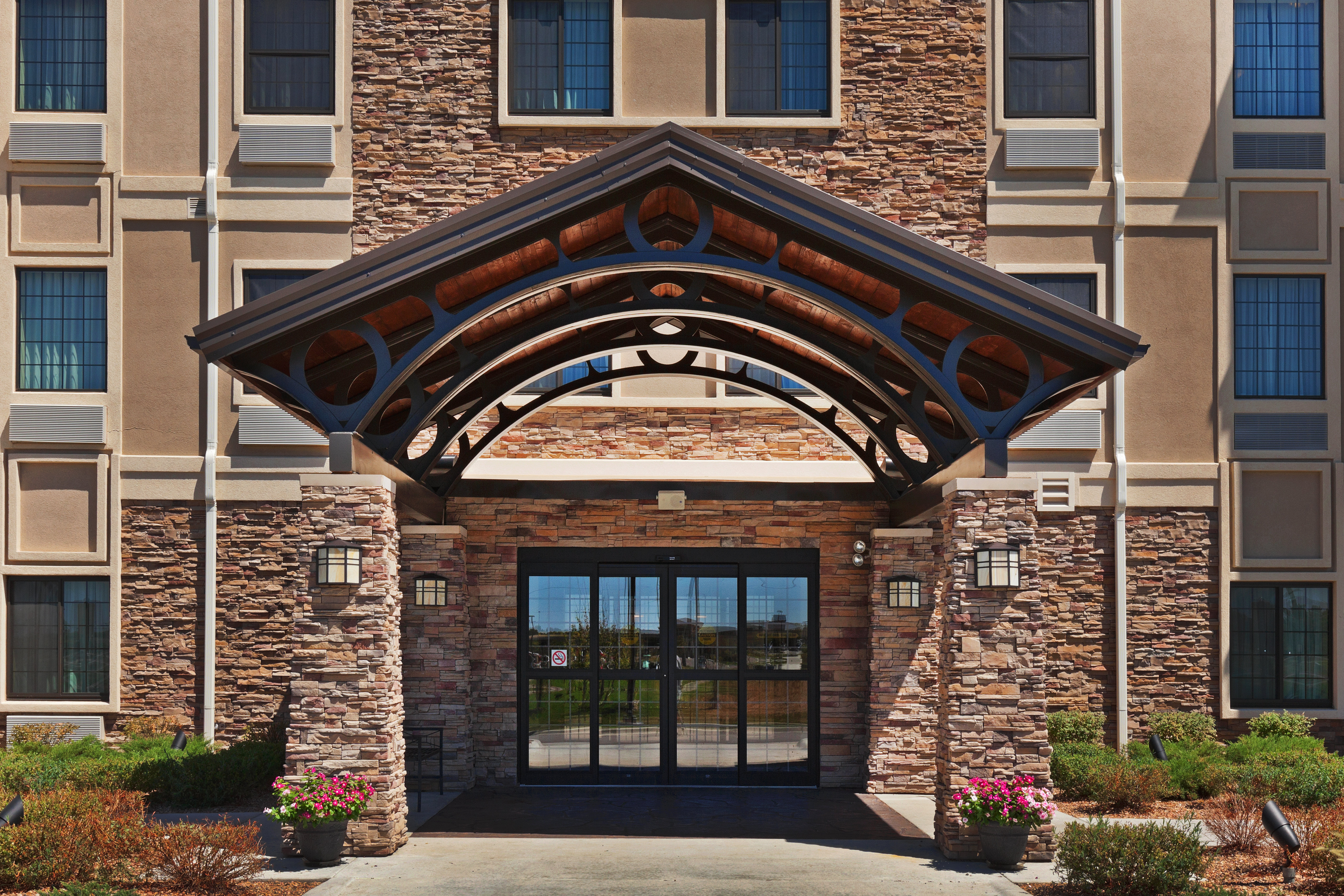 Staybridge Suites Wichita 7/79