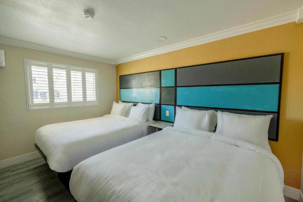 Hotel Avenida Victorville I-15 18/44