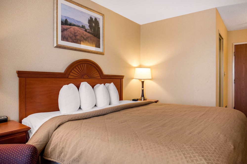 Quality Inn At Bangor Mall 13/36