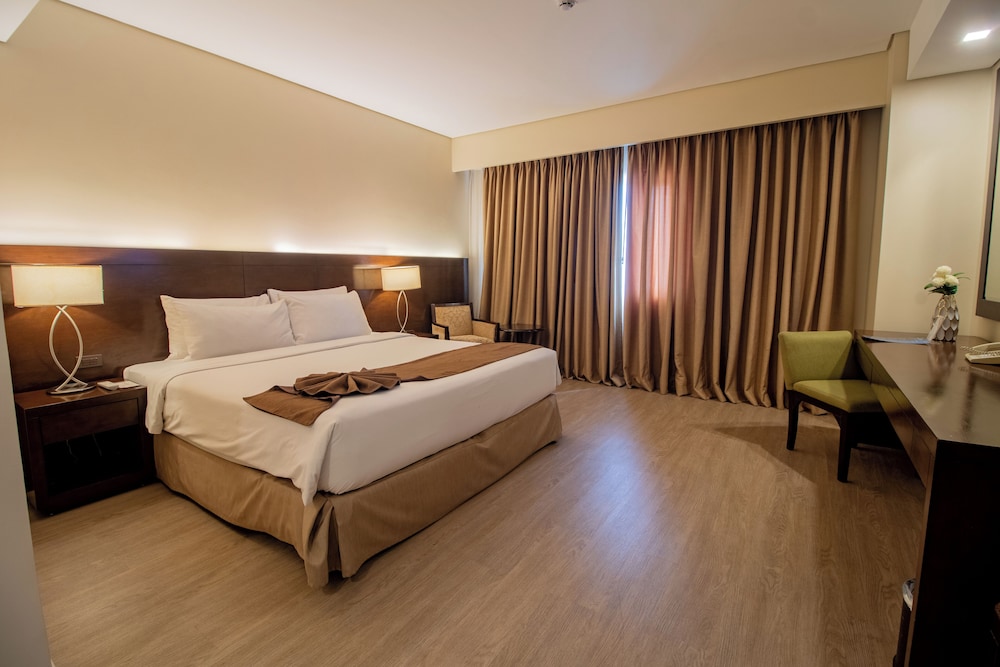 Harolds Hotel Cebu 13/48