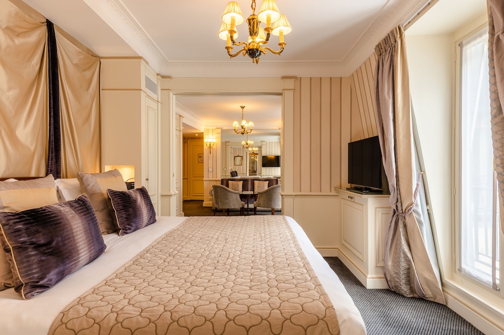 Hotel Napoleon Paris 38/41