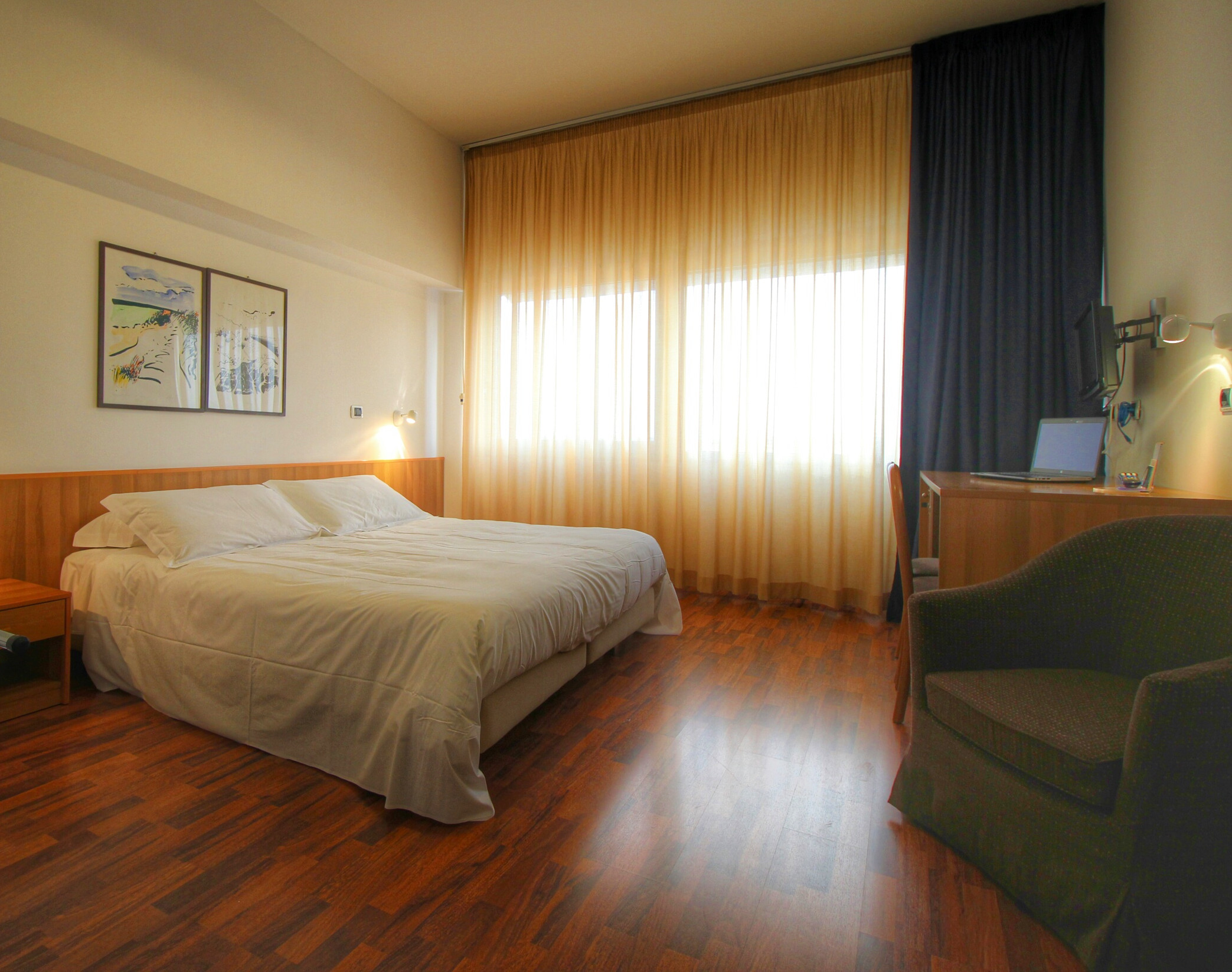 Classic, Double Bed