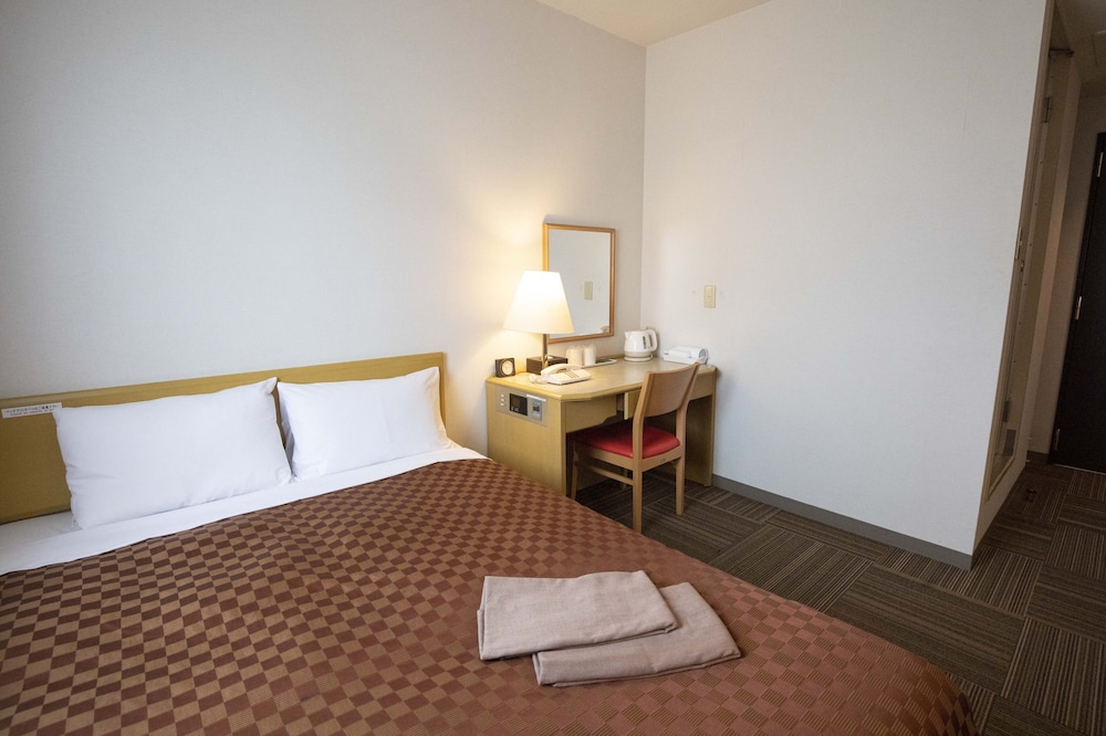 Court Hotel Mito 32/71