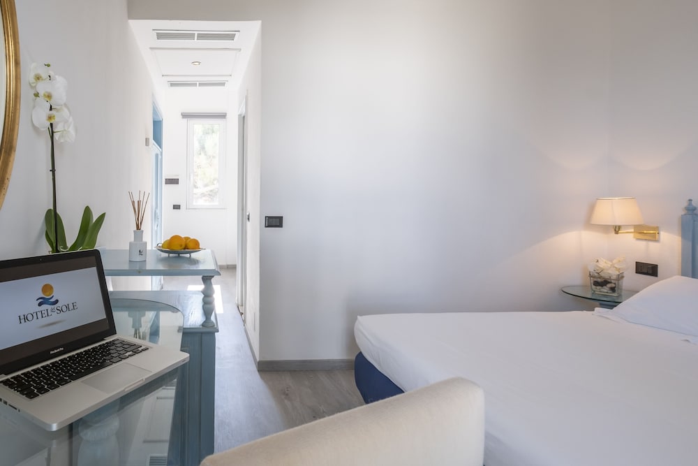 Del Sole Hotel 41/64