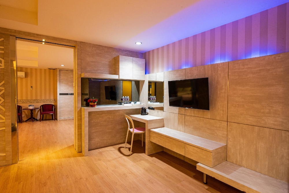 Lovina Inn Penuin 15/22