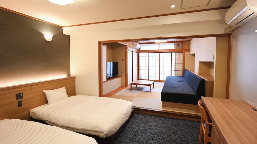 Japanese Western, Superior, Twin Beds, 2 Futon Beds