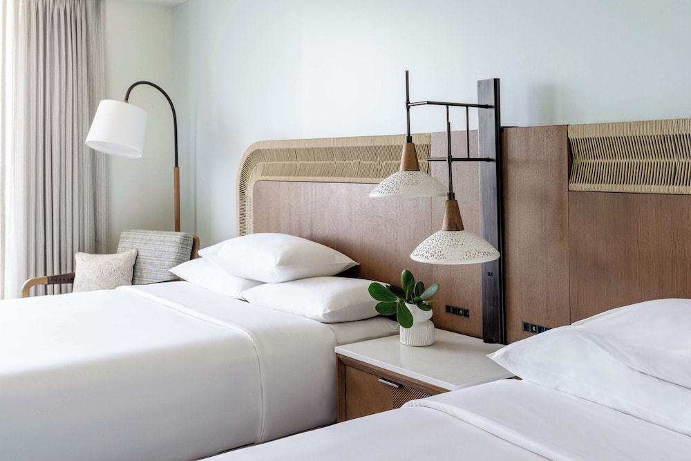 Hyatt Regency Coconut Point Resort And Spa 15/84