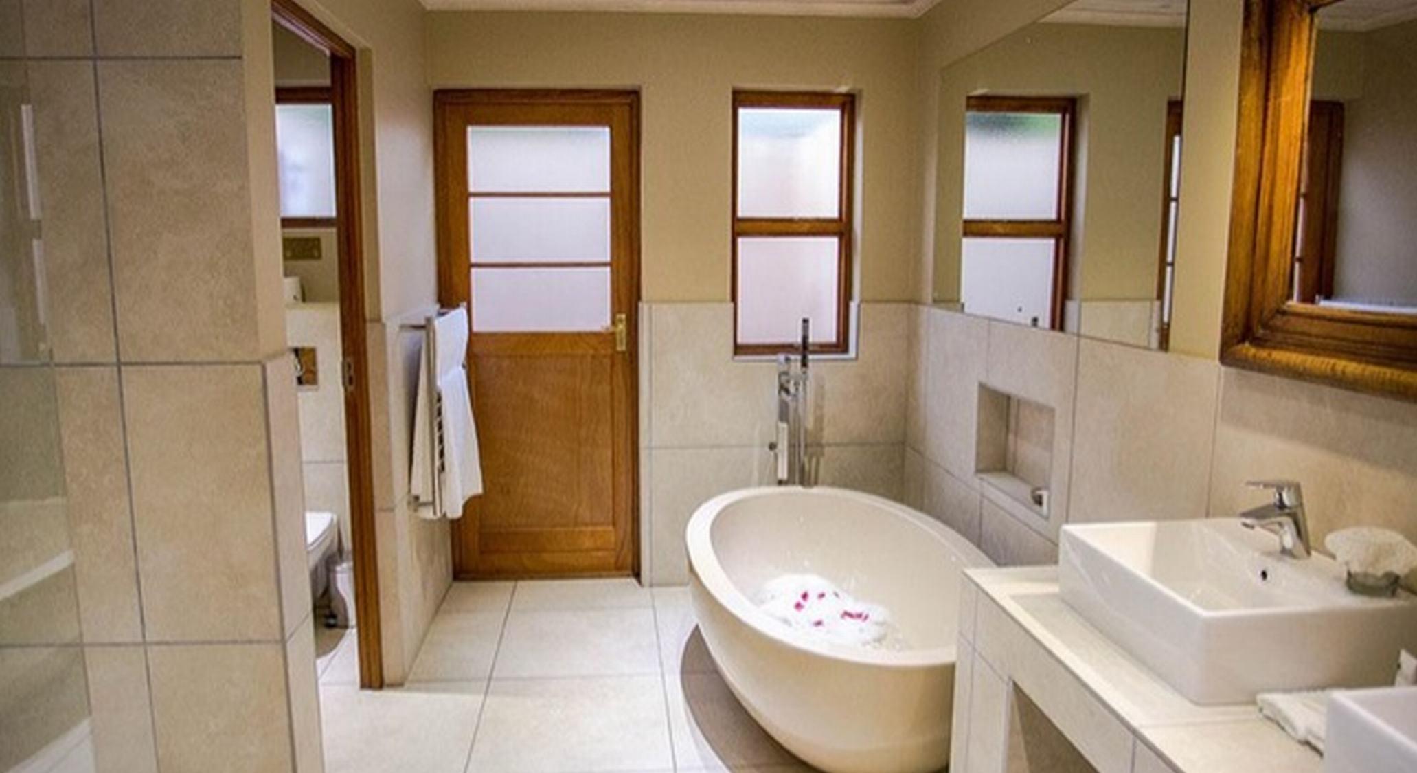 Private, Cottage