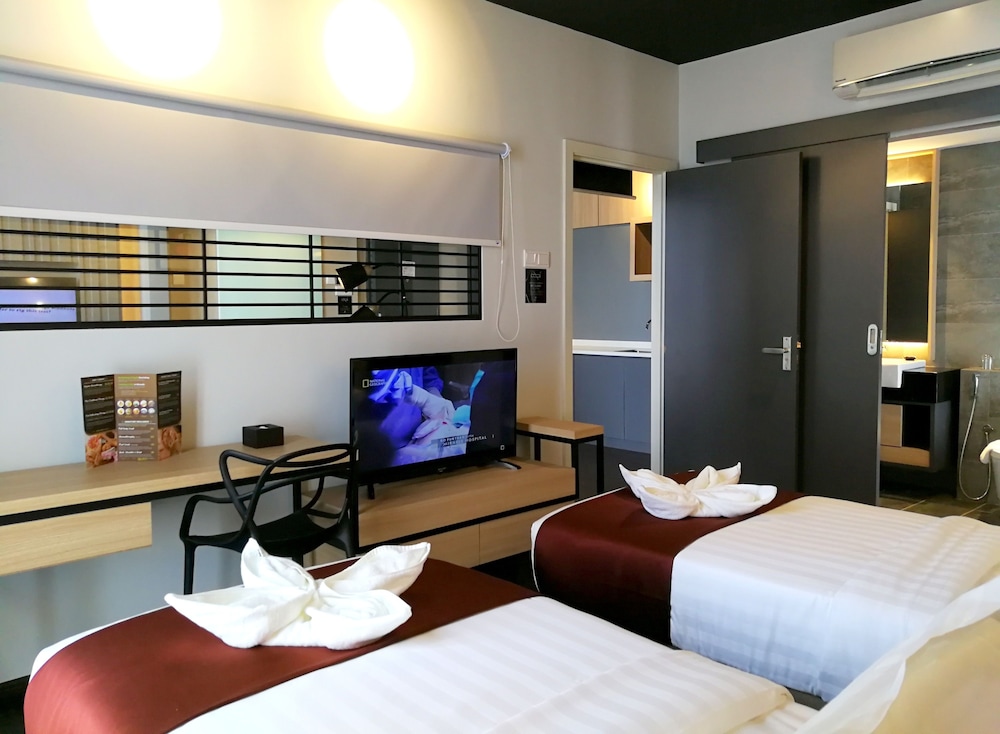 The Granite Luxury Hotel 14/73