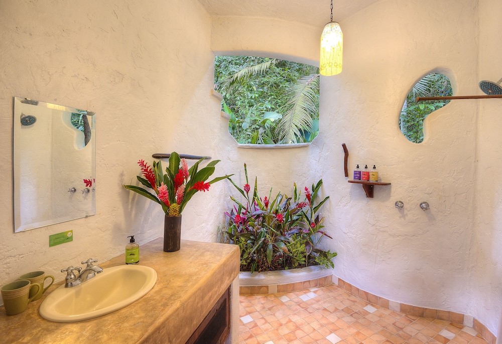 Playa Nicuesa Rainforest Lodge 12/32