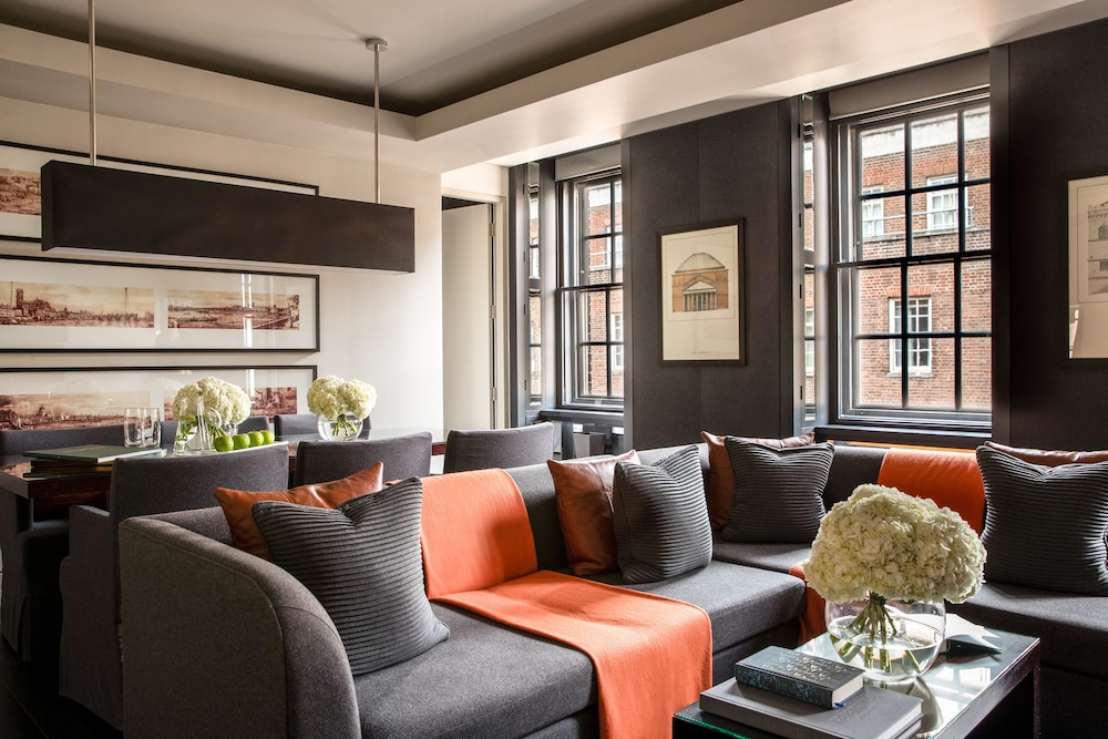 Grosvenor House Suites 19/41
