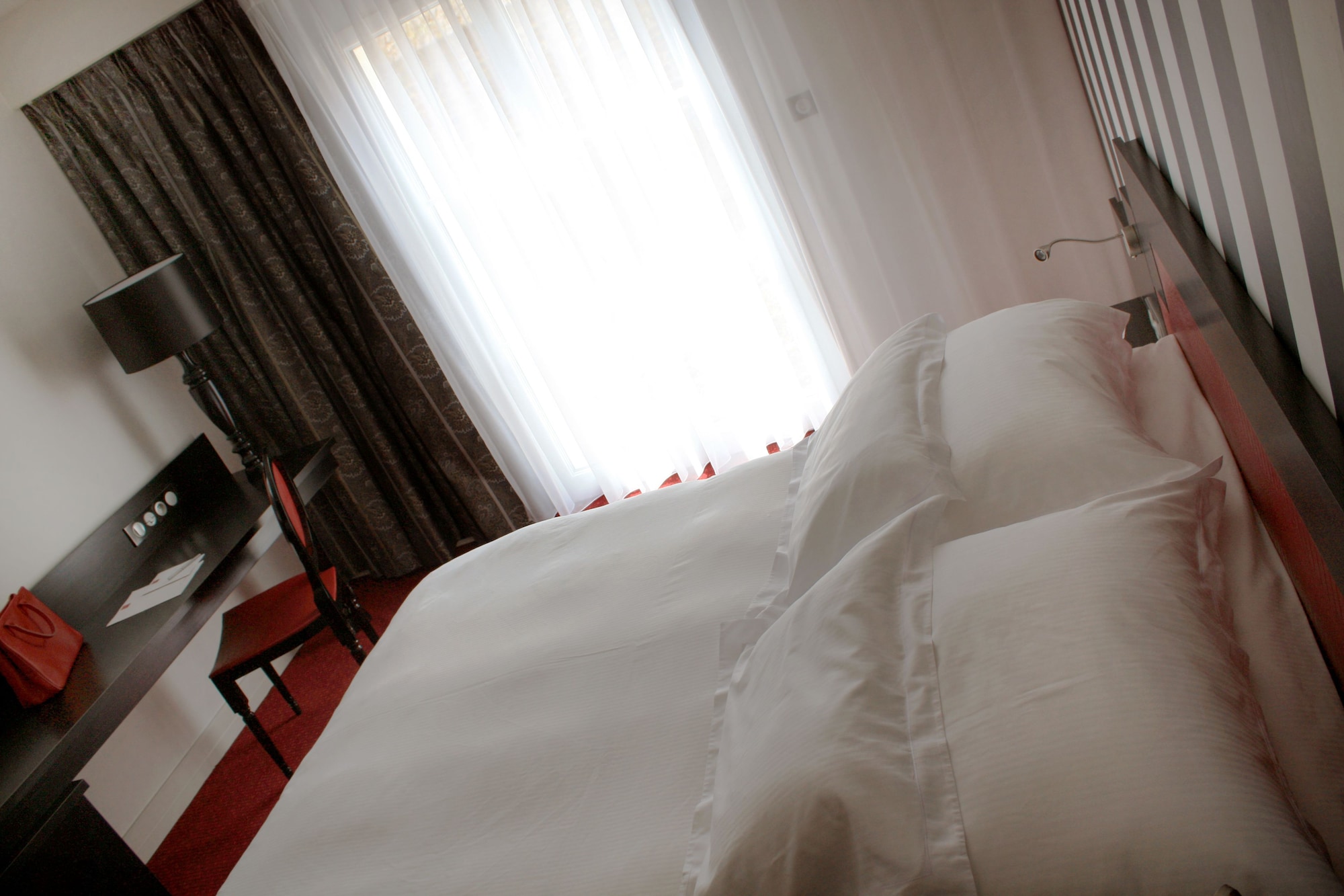 Room at The Originals Lens Ouest La Maison Rouge, NOEUX LES MINES