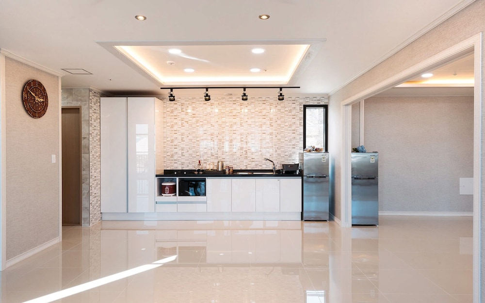 Yeosu Paradise Spa Pension 3/50