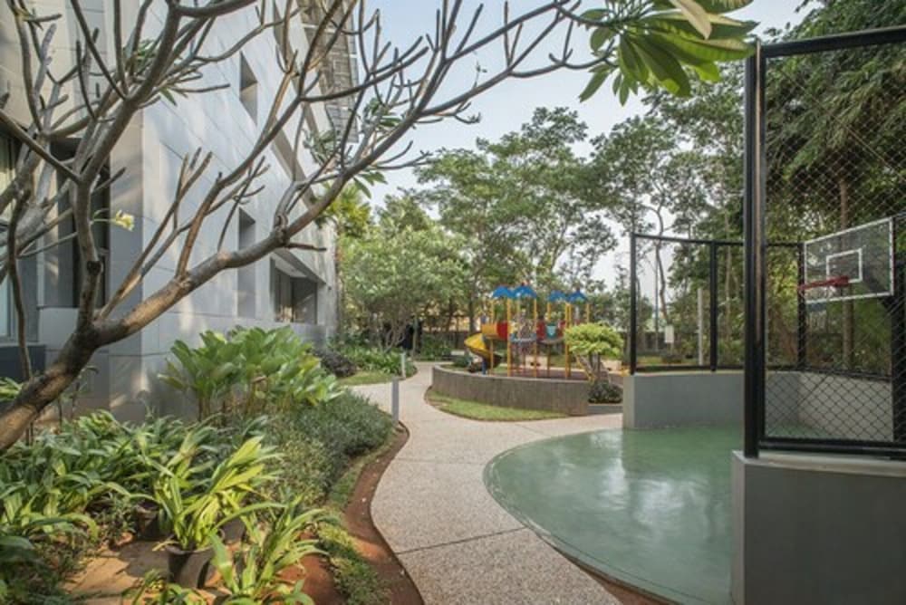 eL Hotel Jakarta 43/47