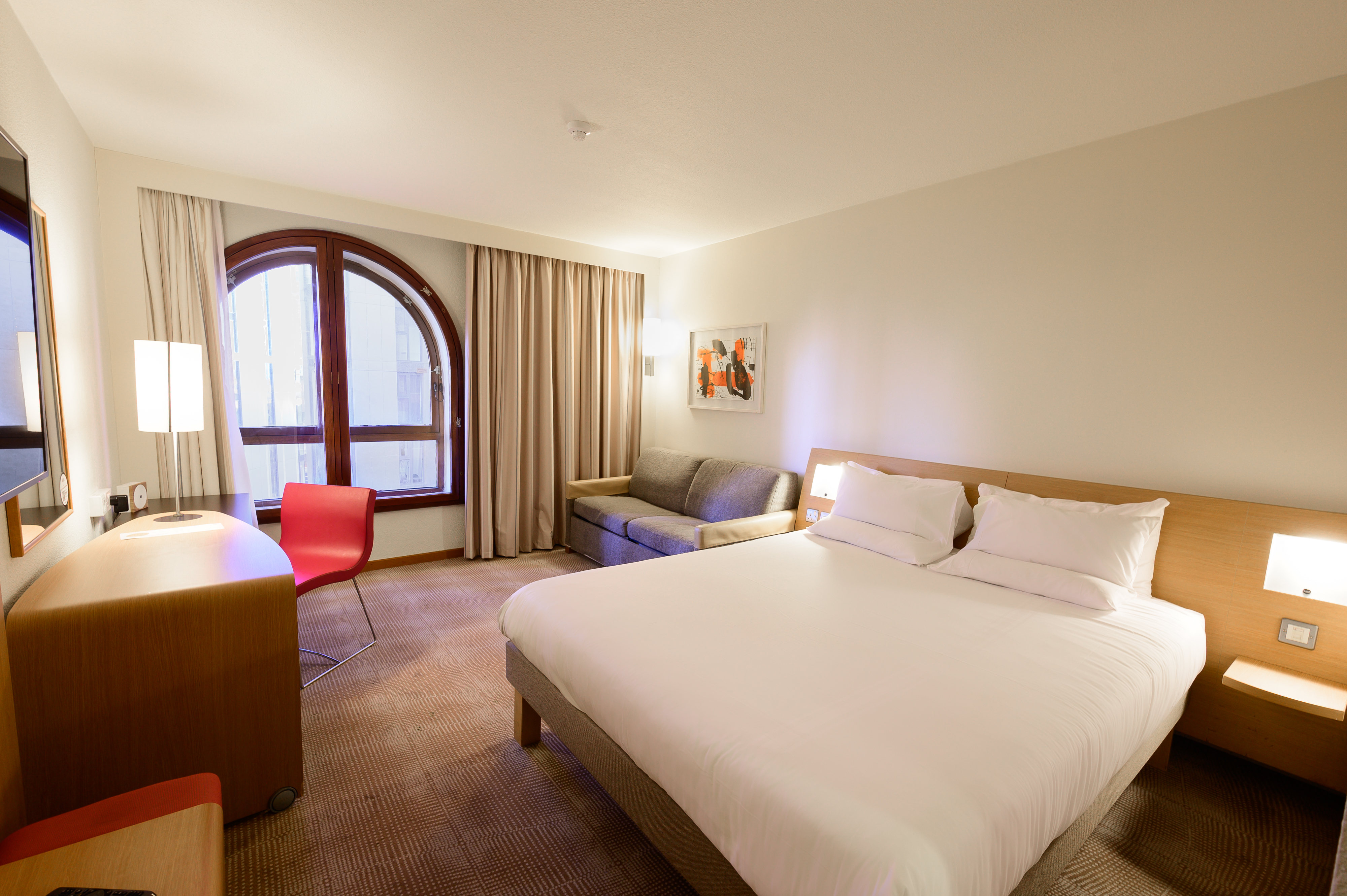 غرفة قياسية بسرير مزدوج مع أريكة، Novotel Birmingham Centre 8/10