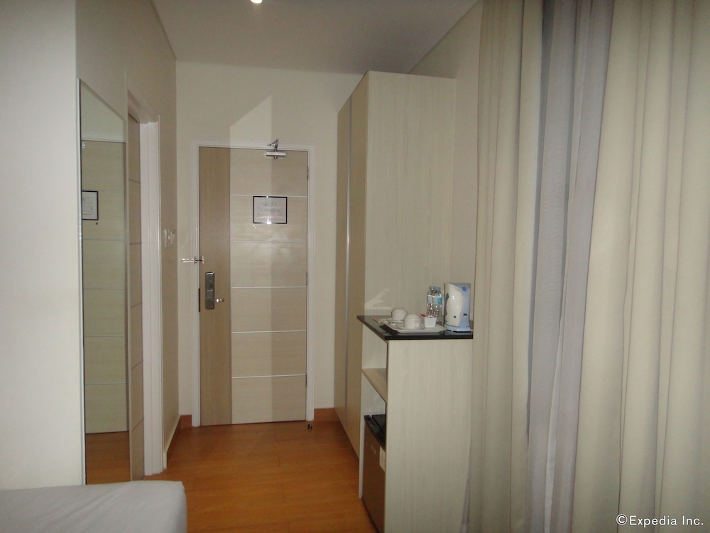 Hamersons Hotel 16/59