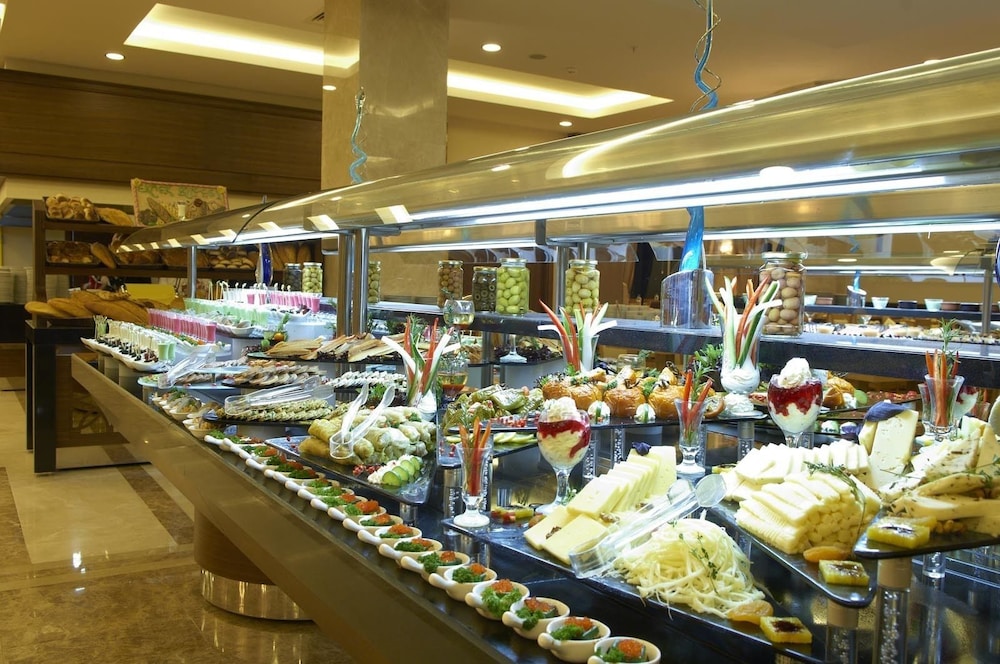 Safran Thermal Resort 17/50