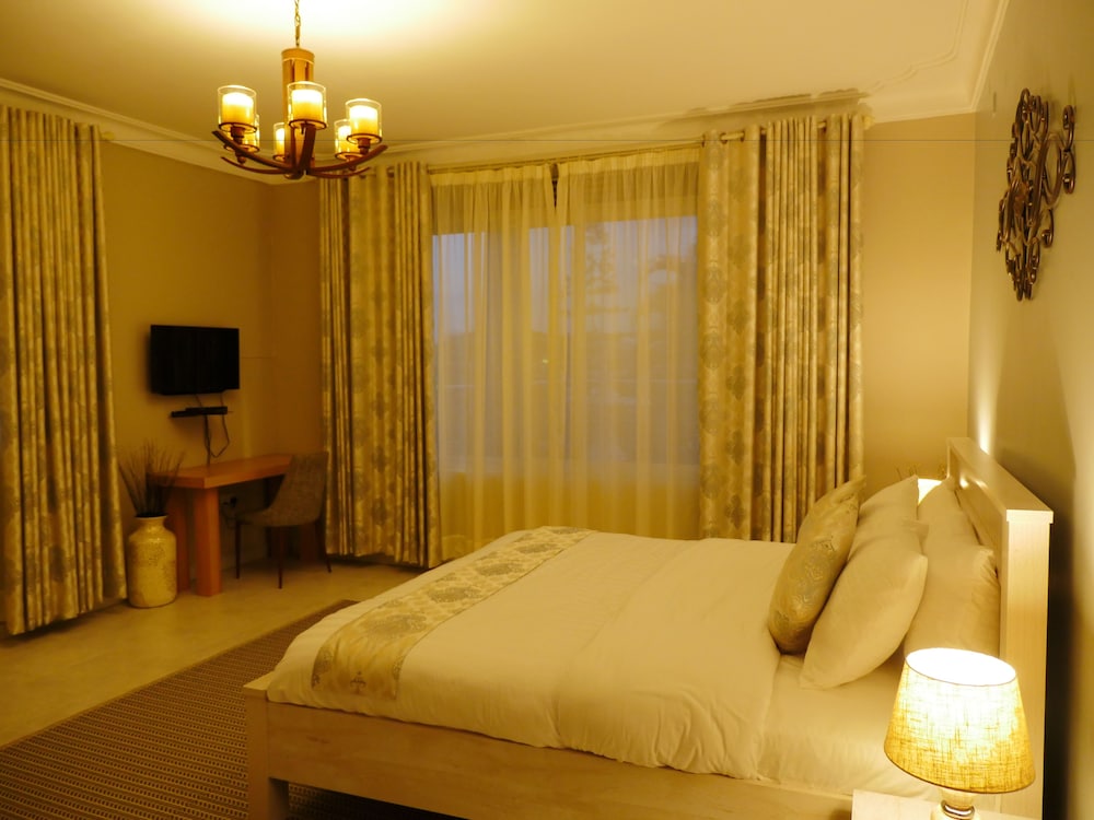 Ivory Castle Boutique Hotel 11/27