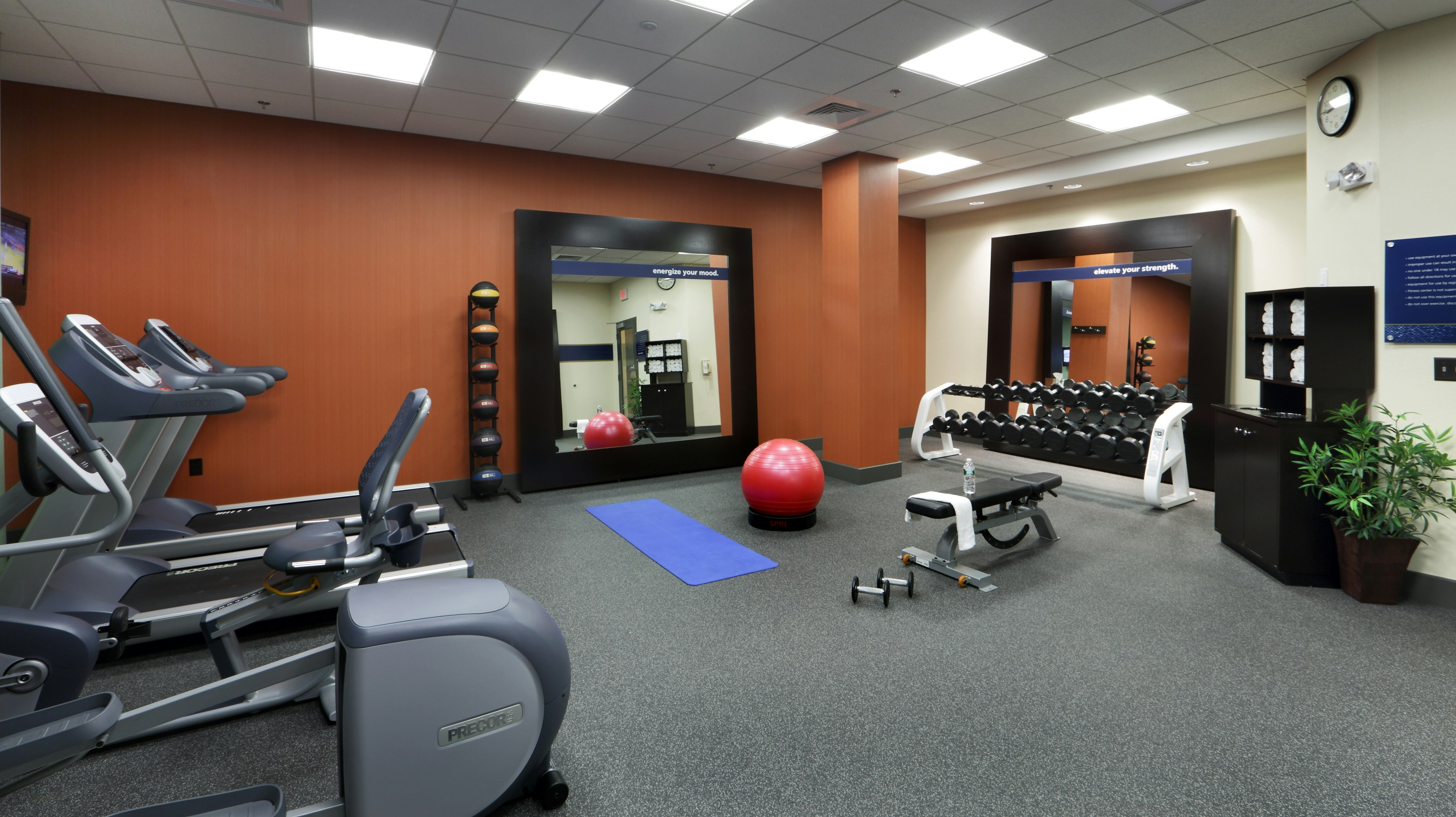Hampton Inn Boston/Natick 11/30