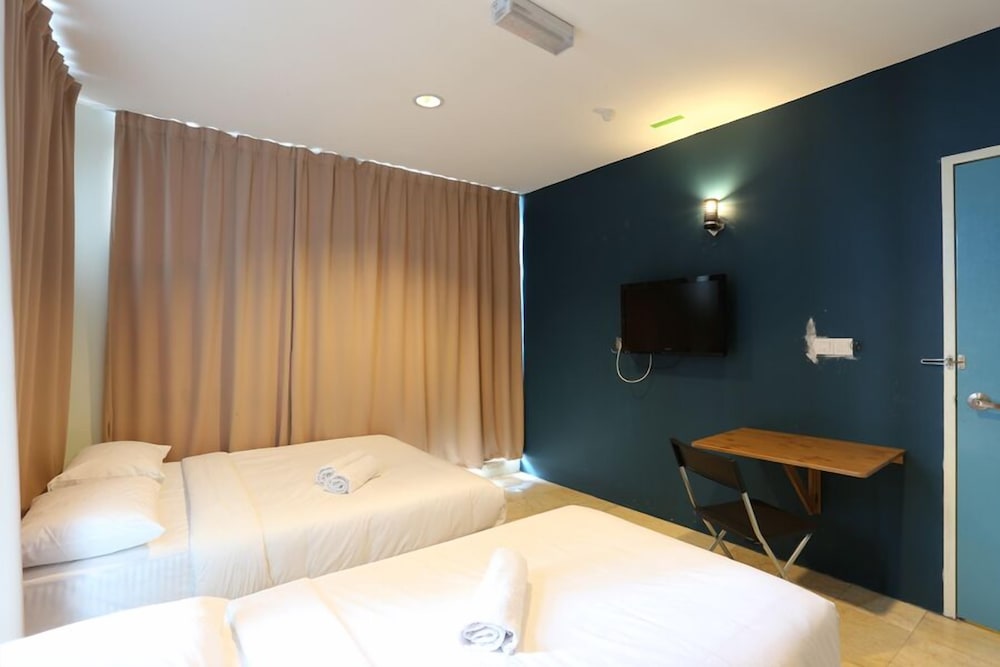New Town Hotel USJ Sentral 7/25