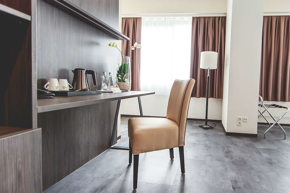 Plaza Hotel Mannheim 29/33