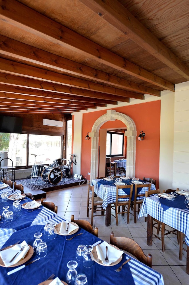 AGRITURISMO SANTA CHIARA 36/50