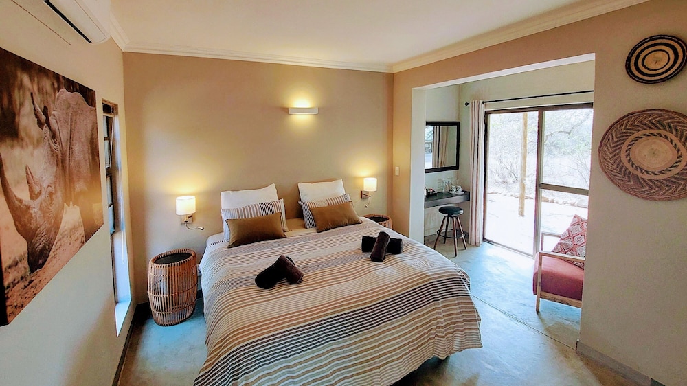 The Baobab Bush Lodge 12/50