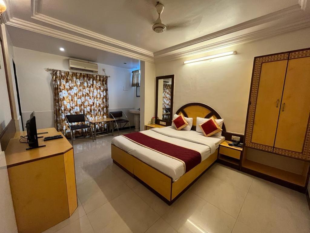 Ganga Sagari Hotel 7/20