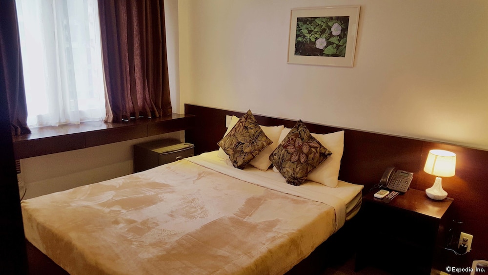 Zen Rooms Makati Amorsolo 10/59