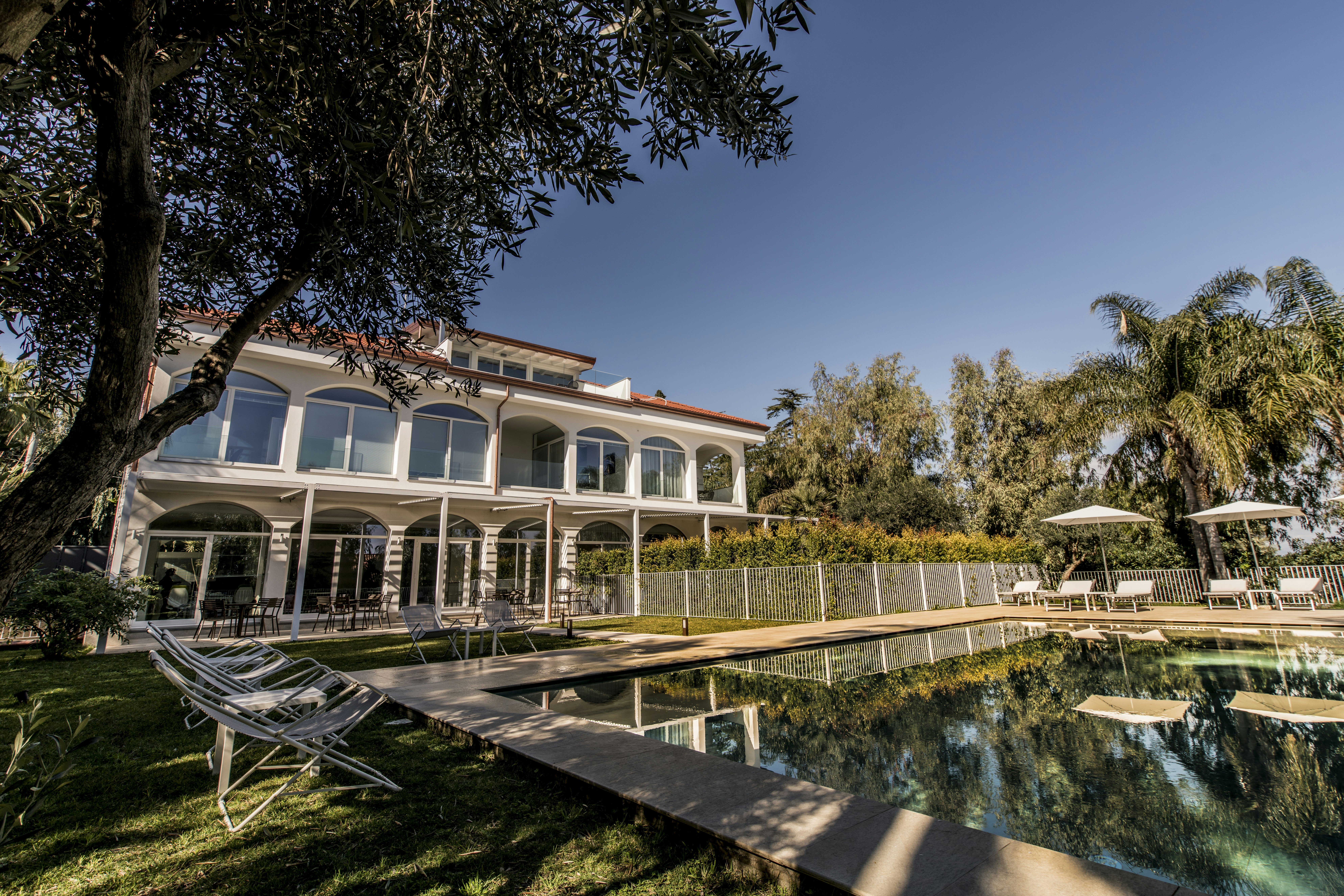 Sicilias Residence Hotel Art & Spa in Aci Catena