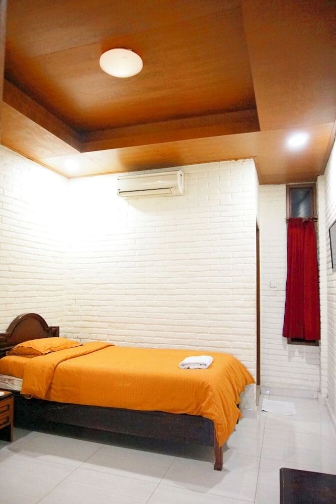 Arys Garden Hotel Yogyakarta 8/23
