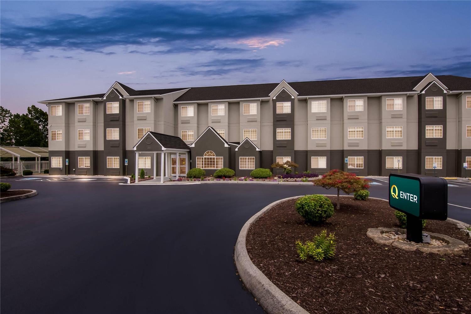 Quality Inn & Suites Bristol North 2/32