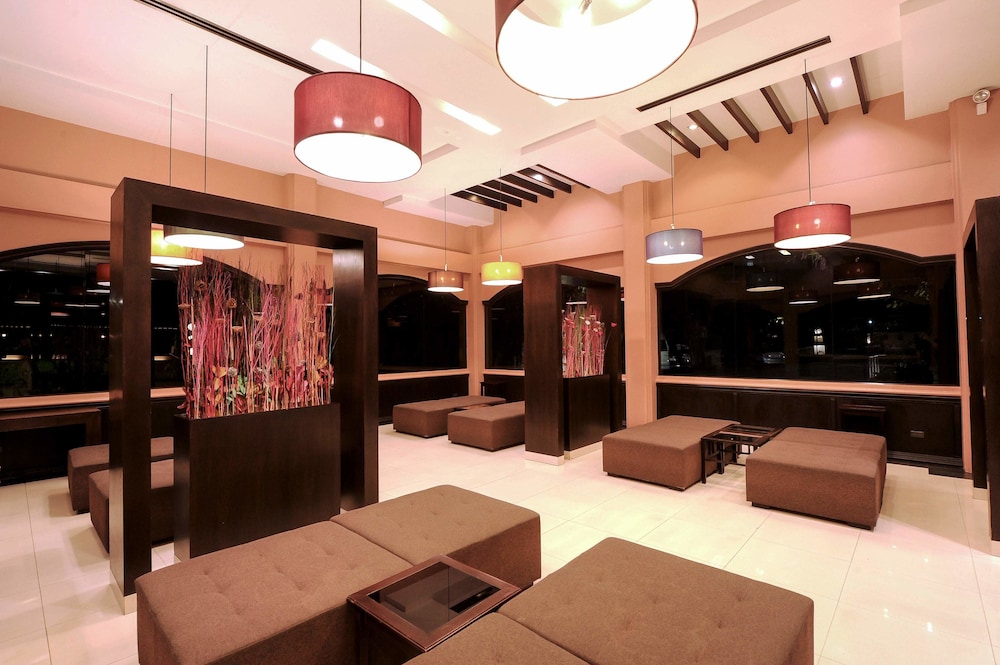 Holiday Garden Hotel And Resort 22/49