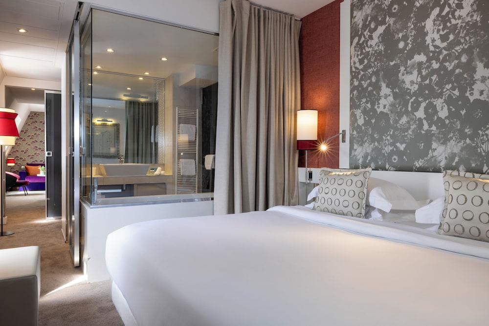 REGENT, PANORAMIC, SUITE
