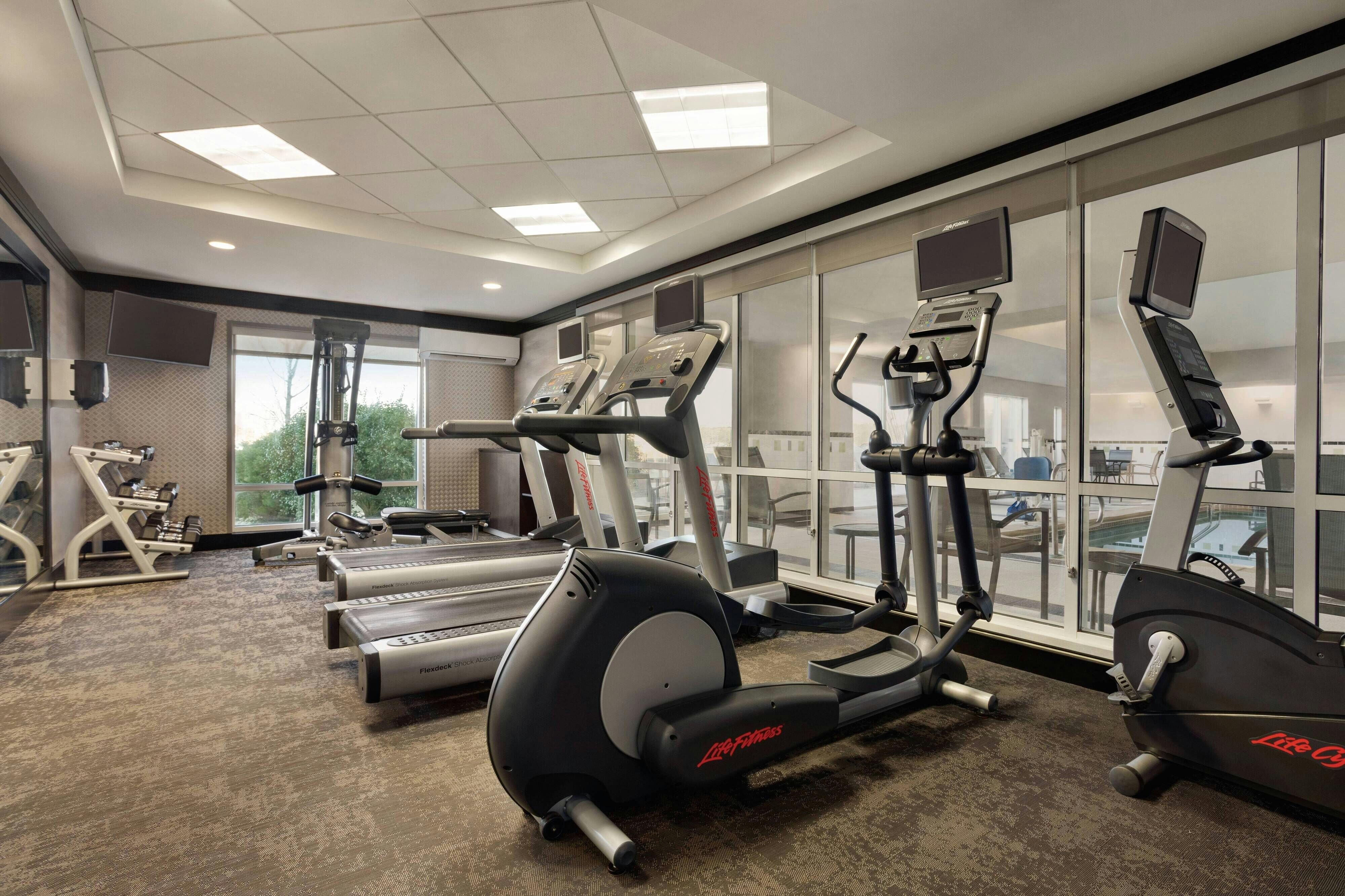 Fairfield Inn And Suites Tupelo 20/44
