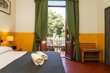 DELUXE, STUDIO, SUITE