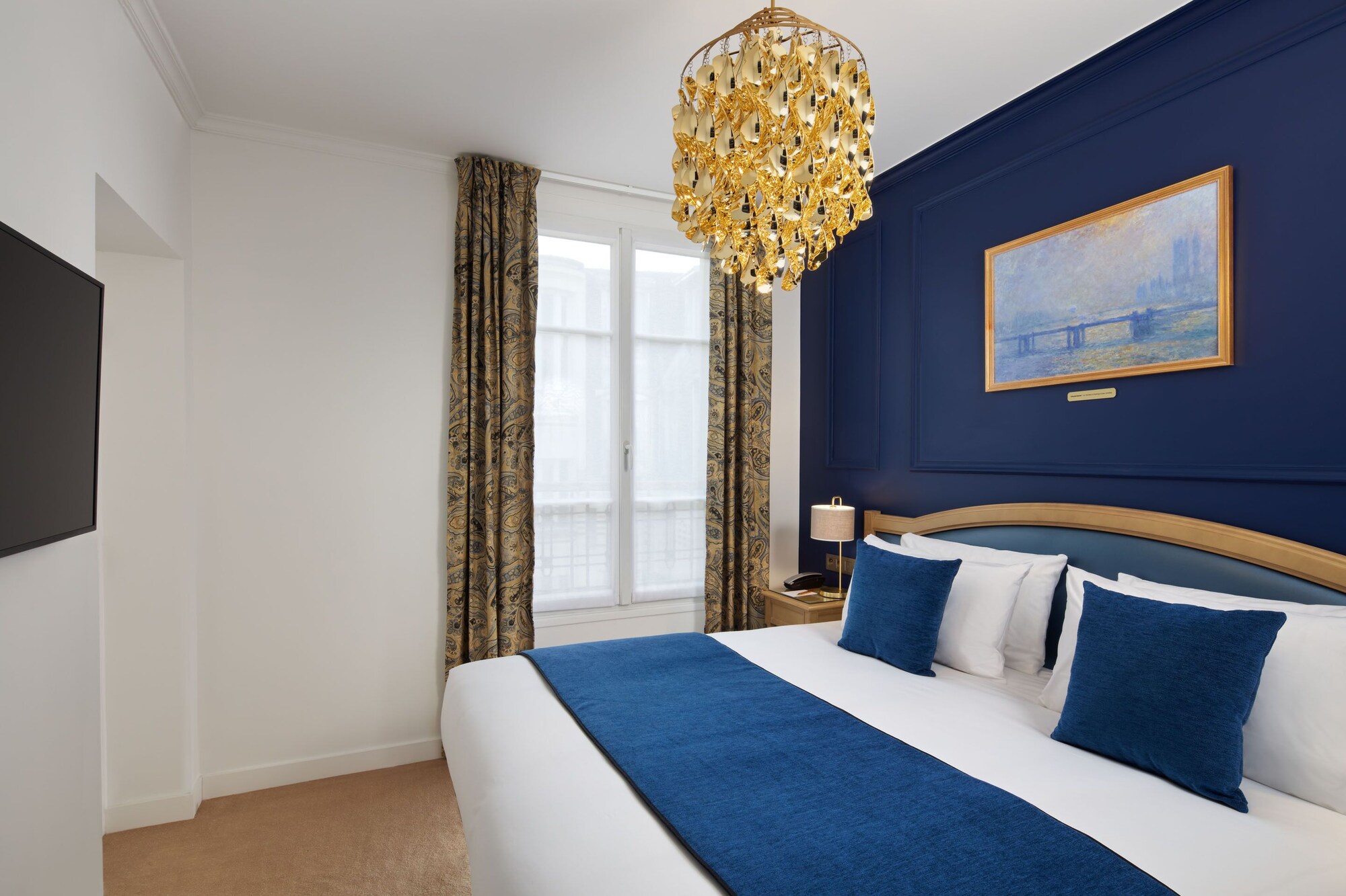 ROMANTIC, SUITE